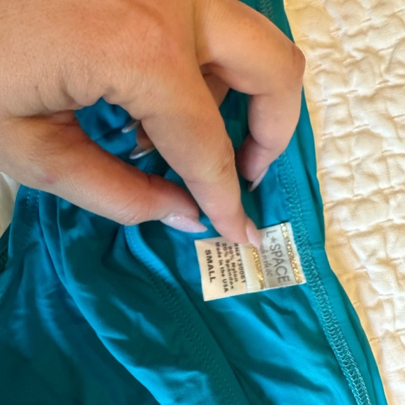 LSpace large top, 2 bottoms XS and small - Picture 7 of 8